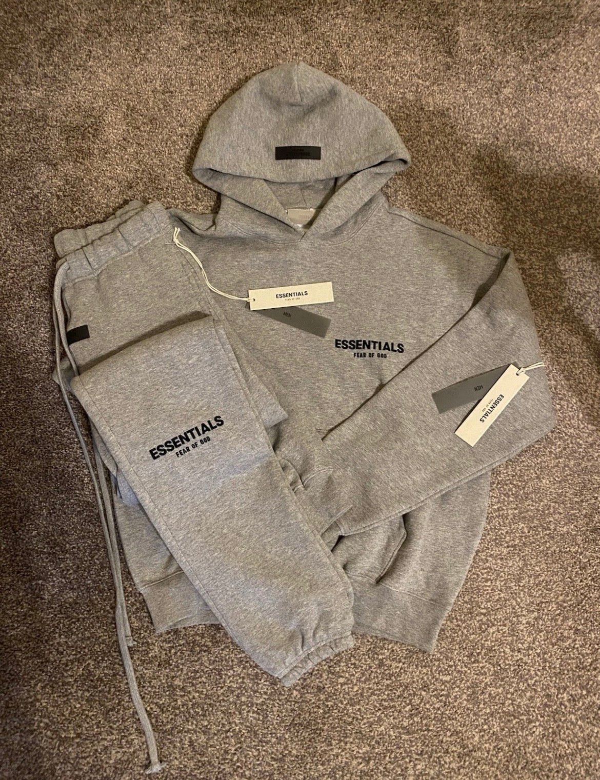 Ess tracksuit