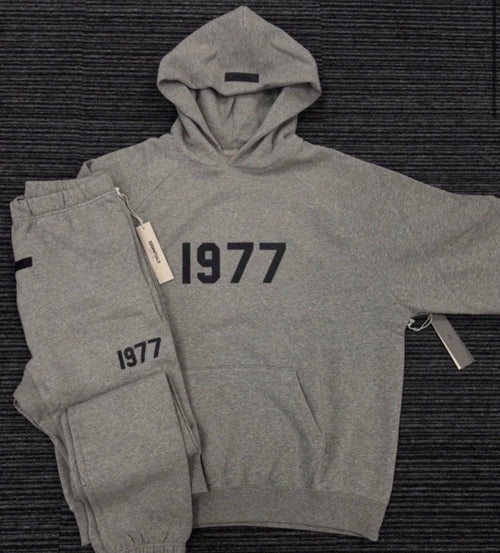 1977 Ess tracksuit