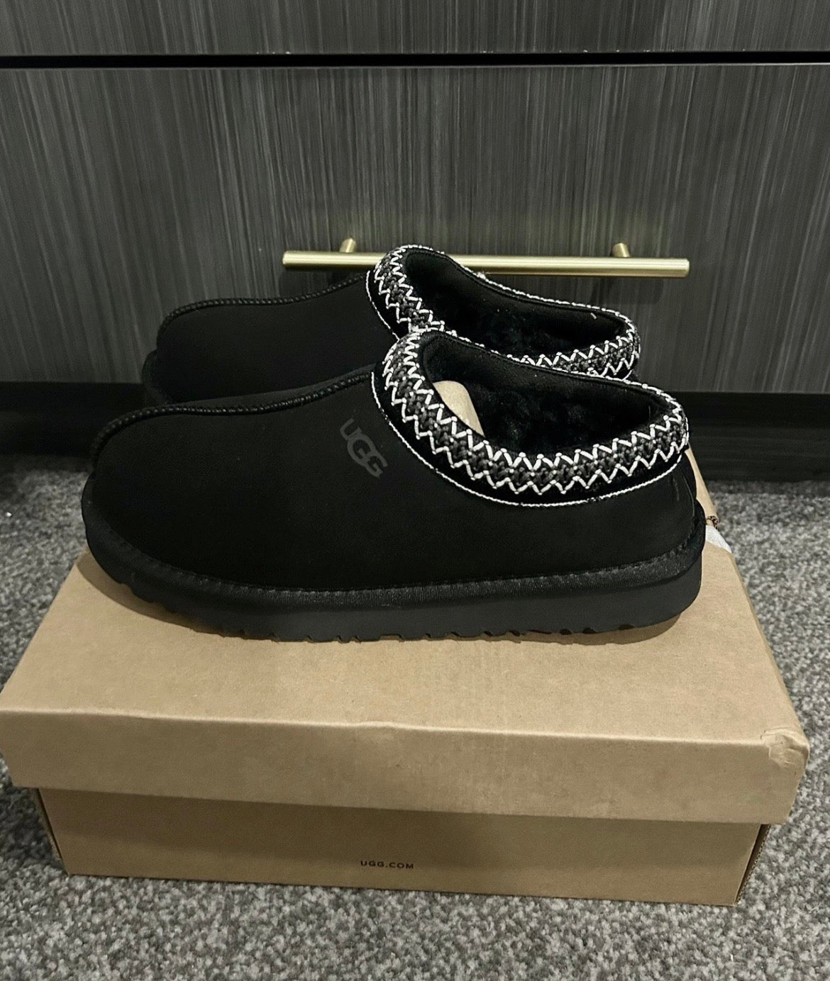 Tasman Black
